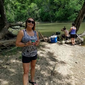 Meet your Posher, Crystal